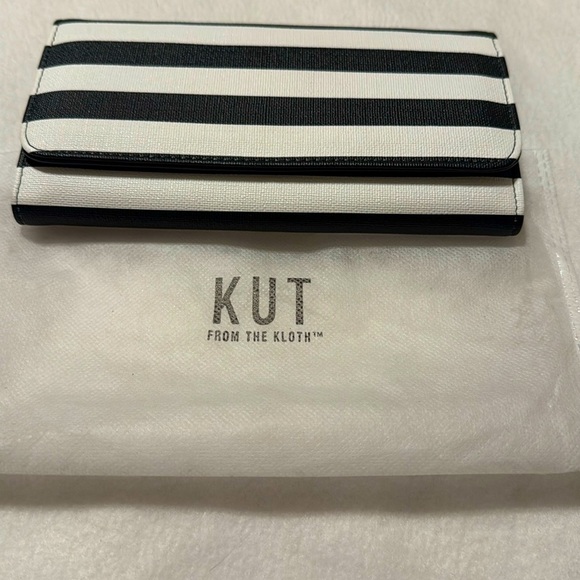 New KUT From The Cloth Thin Striped Wallet - Picture 1 of 6